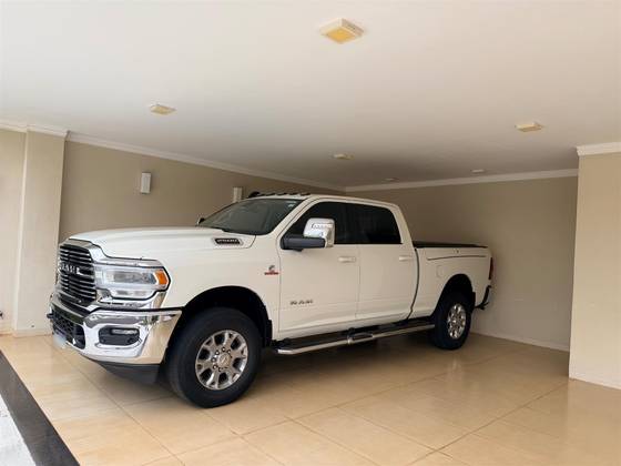 RAM 2500 6.7 I6 TURBO DIESEL LARAMIE CD 4X4 AUTOMÁTICO RAM 2500 6.7 I6 TURBO DIESEL LARAMIE CD 4X4 AUTOMÁTICO